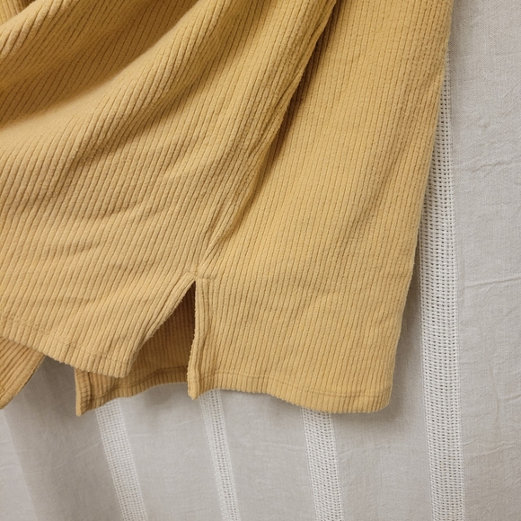 NWT Ingrid+Isabel Maternity Cropped Sweater and Skirt - Picture 11 of 13